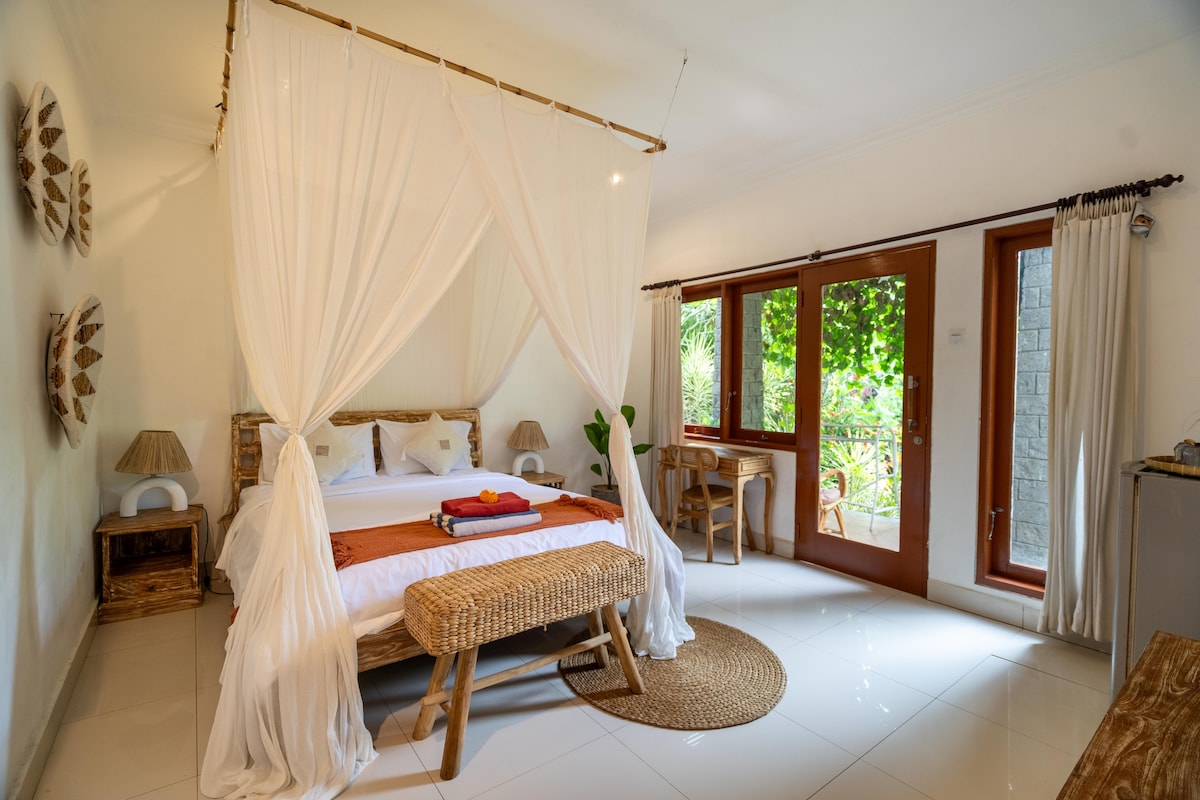 Baby Shower and Babymoon Villa in Bali — Kamayana, Pererenan